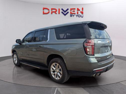 2023 Chevrolet Suburban Premier