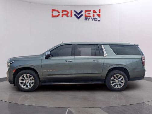 2023 Chevrolet Suburban Premier