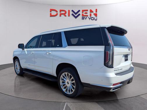 2023 Cadillac Escalade ESV Premium Luxury