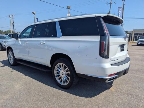 2023 Cadillac Escalade ESV Premium Luxury