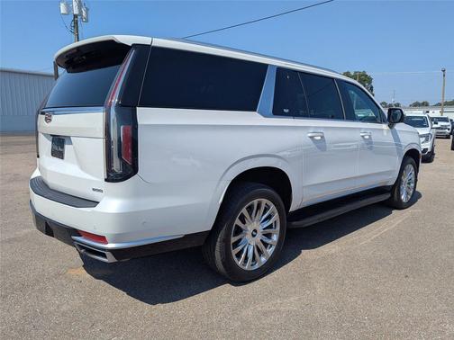 2023 Cadillac Escalade ESV Premium Luxury