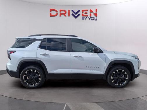 2026 Chevrolet Equinox FWD RS