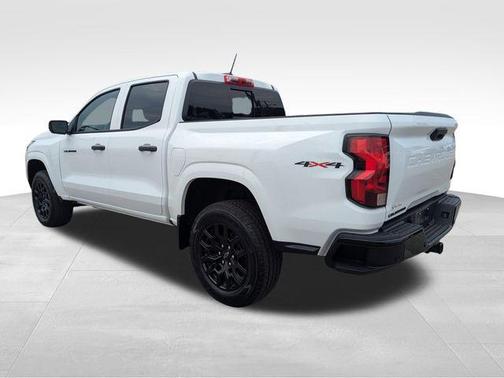 2025 Chevrolet Colorado WT