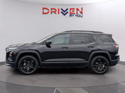 Mosaic Black Metallic 2026 Chevrolet Equinox 1LT