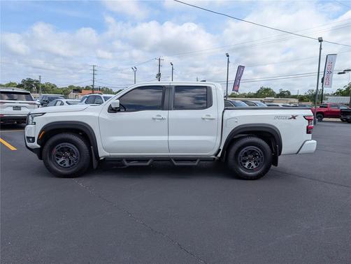 Glacier White 2026 Nissan Frontier PRO-X