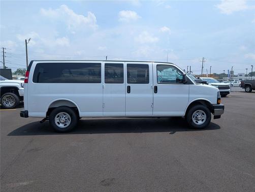 Summit White 2026 Chevrolet Express 3500 3500 Extended Wheelbase, LS, RWD
