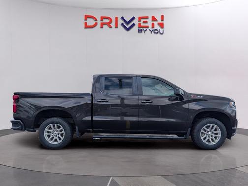 Havana Brown Metallic 2019 Chevrolet Silverado 1500 RST