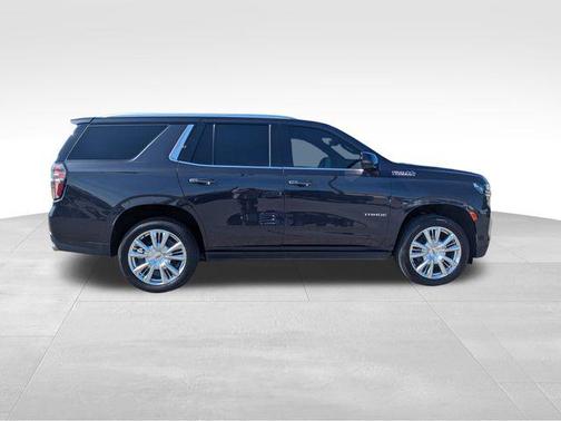 2022 Chevrolet Tahoe 4WD High Country
