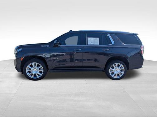 2022 Chevrolet Tahoe 4WD High Country