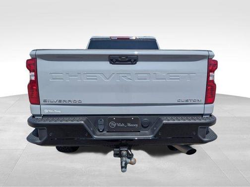 2024 Chevrolet Silverado 2500 Custom