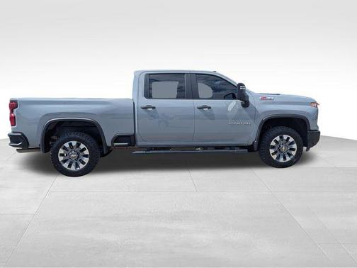 2024 Chevrolet Silverado 2500 Custom