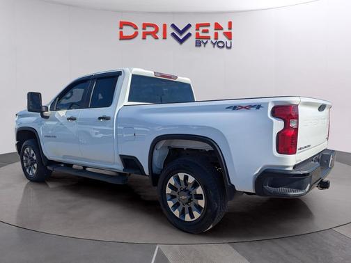 2022 Chevrolet Silverado 2500 Custom