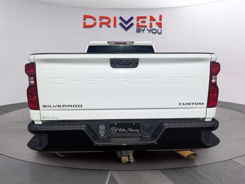 2022 Chevrolet Silverado 2500 Custom