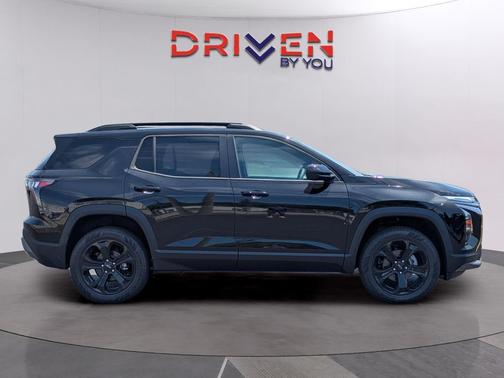 Mosaic Black Metallic 2026 Chevrolet Equinox 1LT