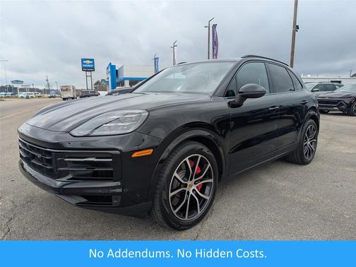 2024 Porsche Cayenne S