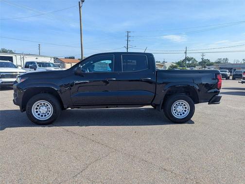 2025 Chevrolet Colorado WT