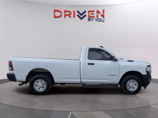 2019 RAM 2500 Tradesman Regular Cab 4x2 8' Box