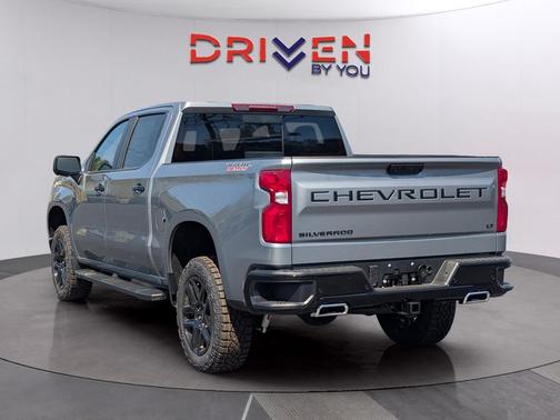 Sterling Gray Metallic 2026 Chevrolet Silverado 1500 LT Trail Boss