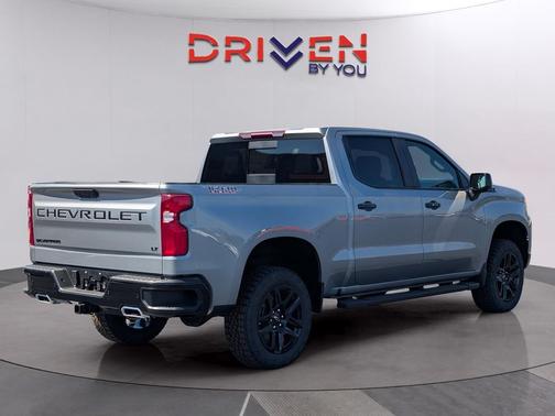 Sterling Gray Metallic 2026 Chevrolet Silverado 1500 LT Trail Boss