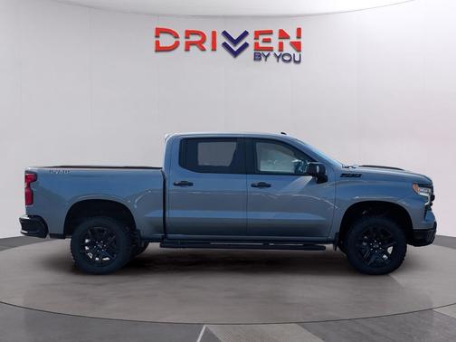 Sterling Gray Metallic 2026 Chevrolet Silverado 1500 LT Trail Boss