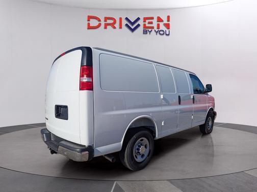 2025 Chevrolet Express 2500 Work Van