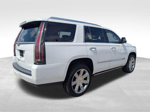2020 Cadillac Escalade Premium Luxury