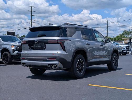 Sterling Gray Metallic 2026 Chevrolet Traverse AWD Z71
