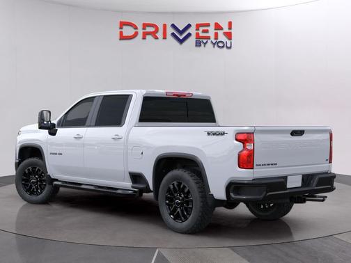 Summit White 2026 Chevrolet Silverado 2500 LT