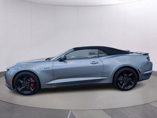 Sharkskin Metallic 2023 Chevrolet Camaro RWD Convertible LT1