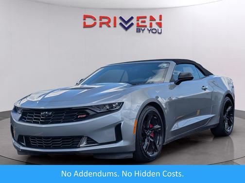 Sharkskin Metallic 2023 Chevrolet Camaro RWD Convertible LT1