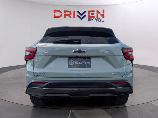 Cacti Green 2026 Chevrolet Trax FWD ACTIV