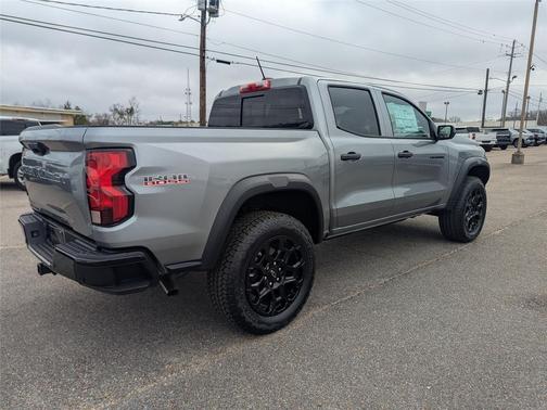Sterling Gray Metallic 2026 Chevrolet Colorado Trail Boss