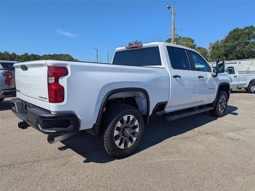 2025 Chevrolet Silverado 2500 Custom