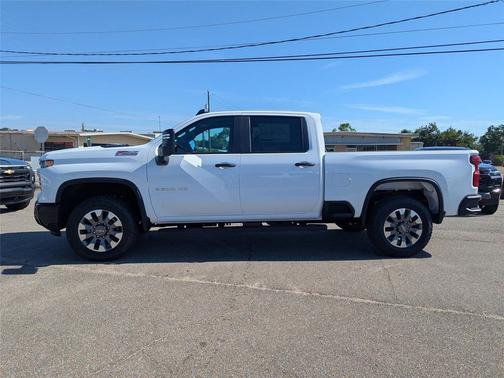 2025 Chevrolet Silverado 2500 Custom