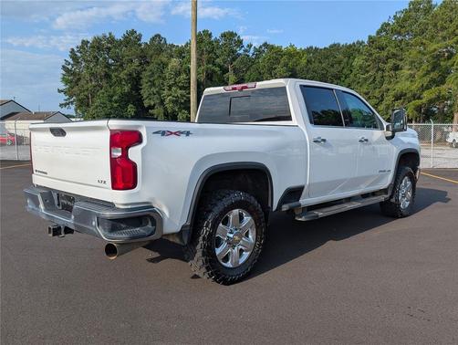 Iridescent Pearl Tricoat 2022 Chevrolet Silverado 2500 LTZ