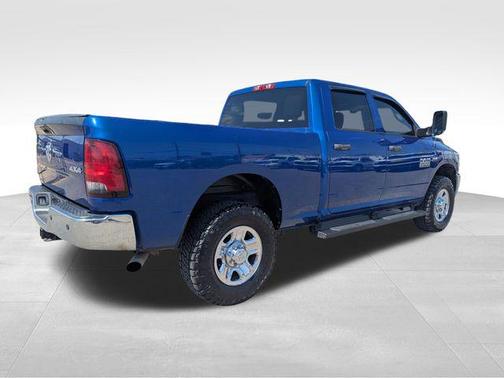 2018 RAM 2500 Tradesman Crew Cab 4x4 6'4' Box
