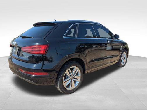 2018 Audi Q3 2.0T Premium Plus