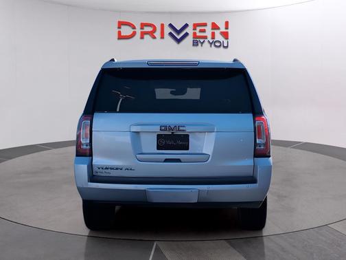 Quicksilver Metallic 2020 GMC Yukon XL SLT