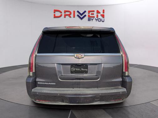 Dark Granite Metallic 2018 Cadillac Escalade Luxury