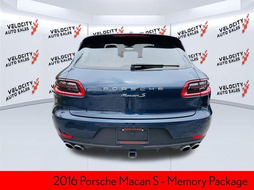 2016 Porsche Macan S