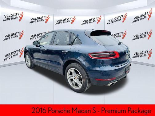 2016 Porsche Macan S
