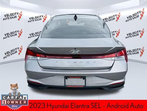 2023 Hyundai ELANTRA SEL