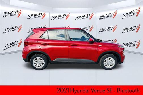 2021 Hyundai VENUE SE