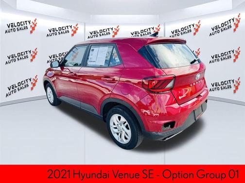 2021 Hyundai VENUE SE