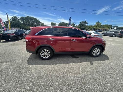 2017 Kia Sorento LX