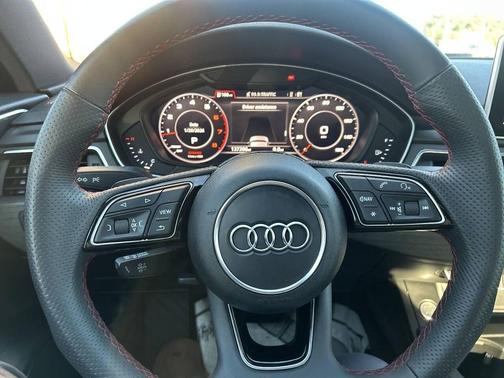 2017 Audi A4 Season of Audi ultra Premium