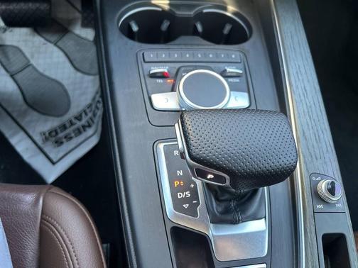 2017 Audi A4 Season of Audi ultra Premium