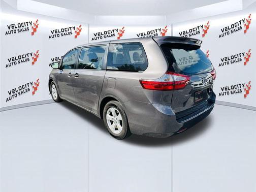 2015 Toyota Sienna L