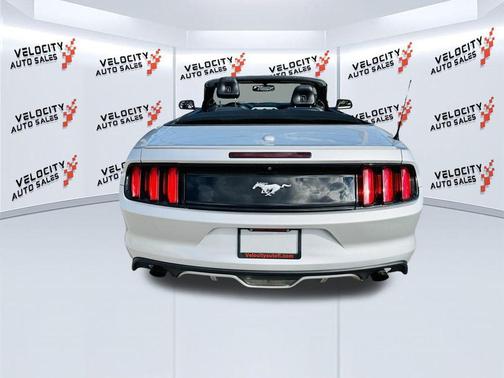 2017 Ford Mustang EcoBoost Premium