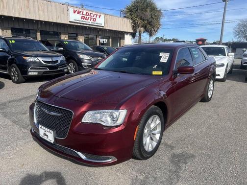 2015 Chrysler 300 Limited